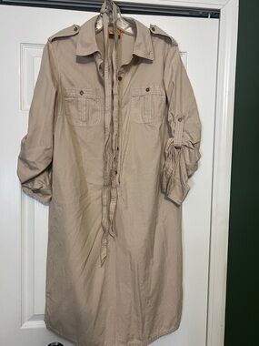 Tory Burch Beige Collared Shirt with Branded Orange Tag